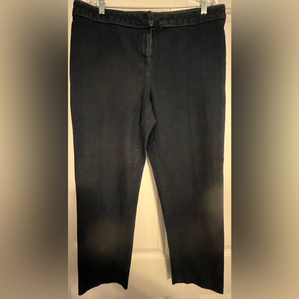 Ellen Tracy size 14 dark denim straight leg.